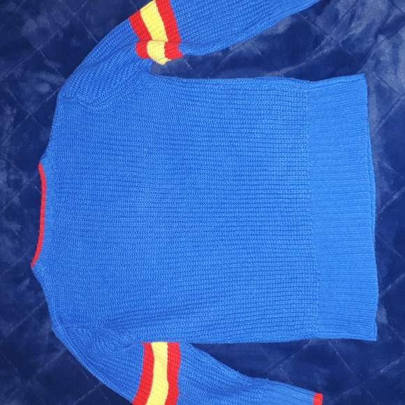 DC Comics~2 Sweaters - Picture 3 of 12